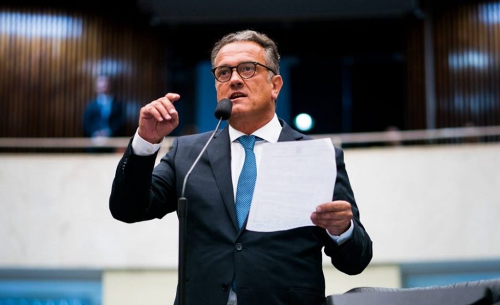 Deputado Plauto Miró Guimarães (Foto: Alep)