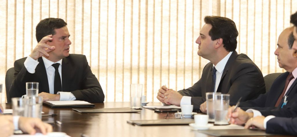 Governador Carlos Massa Ratinho Junior durante encontro com o ministro da Justiça e Segurança Pública, Sérgio Moro - Brasília, 26/03/2019 - Foto: Rodrigo Félix Leal/ANPr