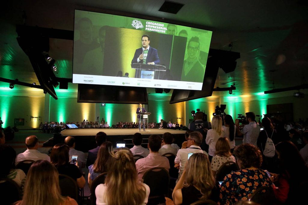 Governo e empresariado somam esforços em prol do desenvolvimento do Estado (Foto: AENPr)