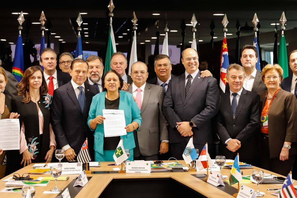 Reformas econômicas foi o tema de encontro de governadores em Brasília (Foto: AENPr)