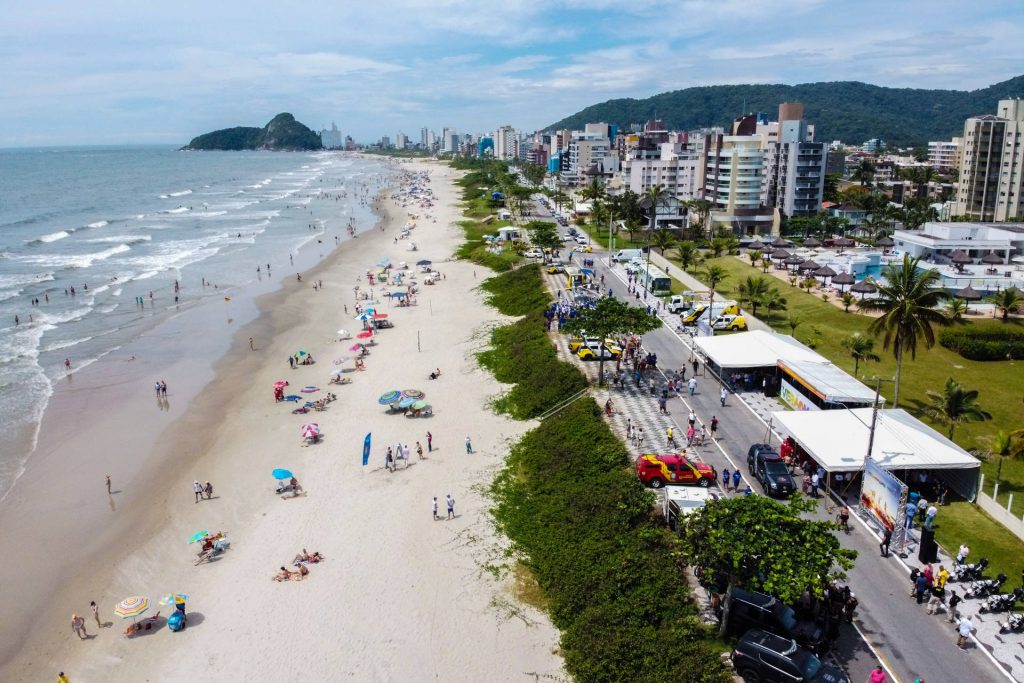 O vice governador Darci Piana participa neste sábado (21), do Lançamento do Verão Maior 2019/2020. O evento acontece em Matinhos e marca o início das ações dos órgãos estaduais no Litoral e nas praias de água doce nas Costas Oeste, Norte e Noroeste, durante toda a temporada até 1º de março. Matinhos, 21/12/2019 - Foto: Geraldo Bubniak/AEN