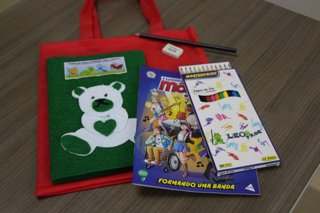 Itens de kits foram definidos conforme a idade dos alunos (Foto: Ascom/Prefeitura de Bituruna)