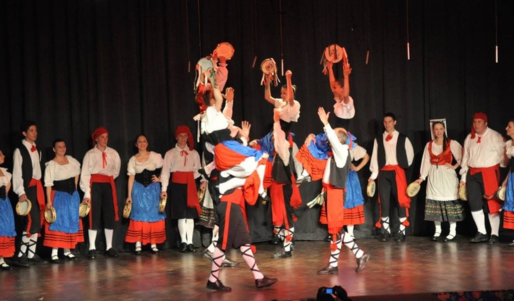 Gruppo Folklorístico Italiano Ânim