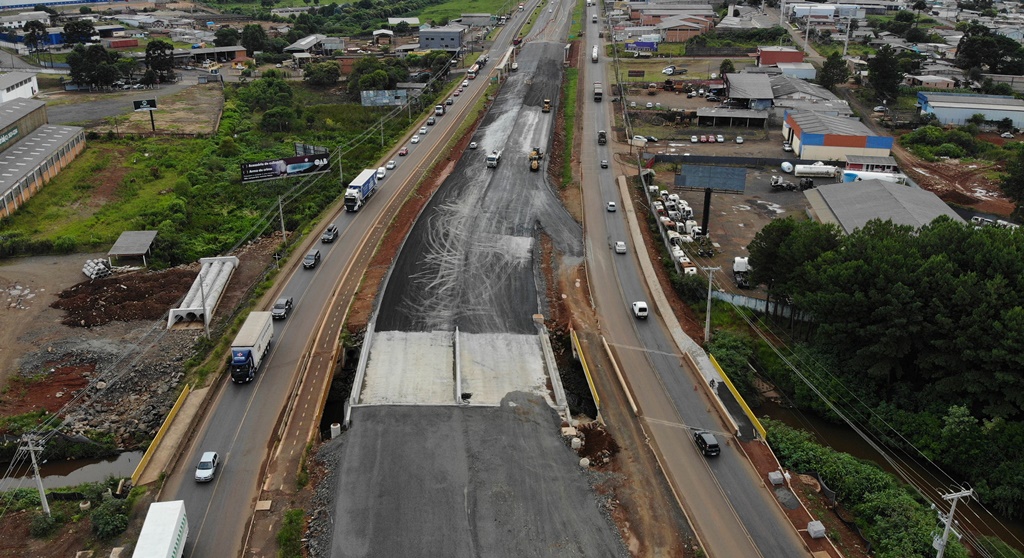 Tráfego da duplicação da BR-277 em Guarapuava é liberado