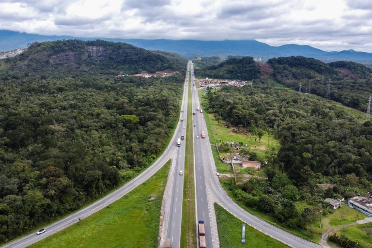 Triplicação da BR-277 entre Curitiba e Paranaguá tem recursos liberados