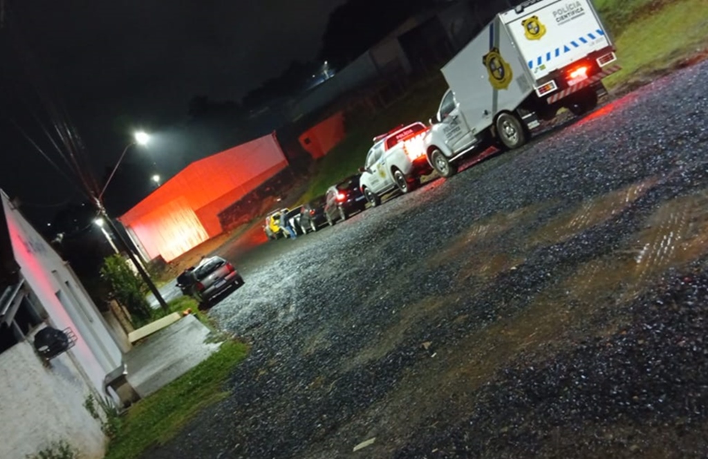 mulher morta em prude